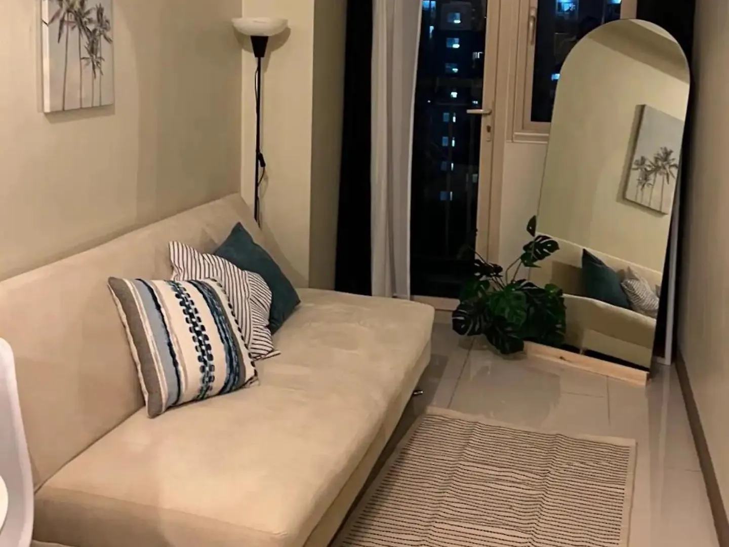 Aesthetic Apartment W/ Netflix, Near Us Embassy Manila