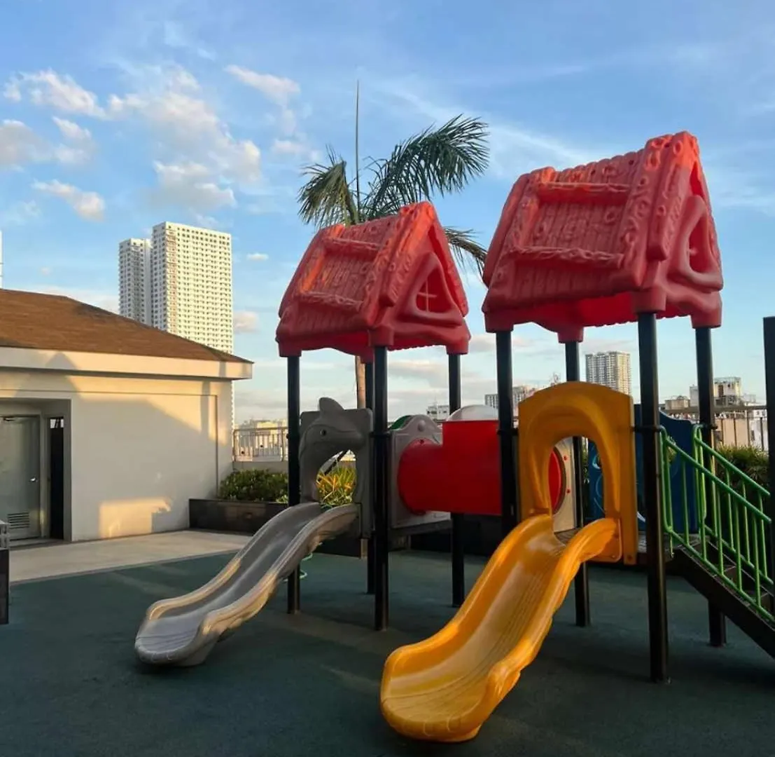 Aesthetic Apartment W/ Netflix, Near Us Embassy Manila