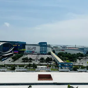  Apartment Sea Residences Moa Complex - Ruffa's Condotel