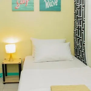 Backpackers - Nomadsmnl Манила